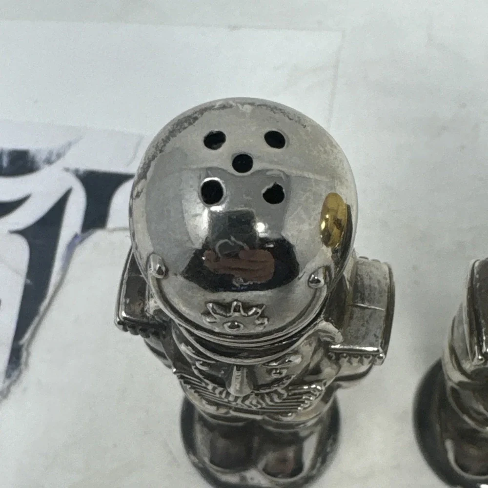 Vintage 1994 Godinger Silver Art Ltd. NUTCRACKER Toy Soldier S&P Shakers‎